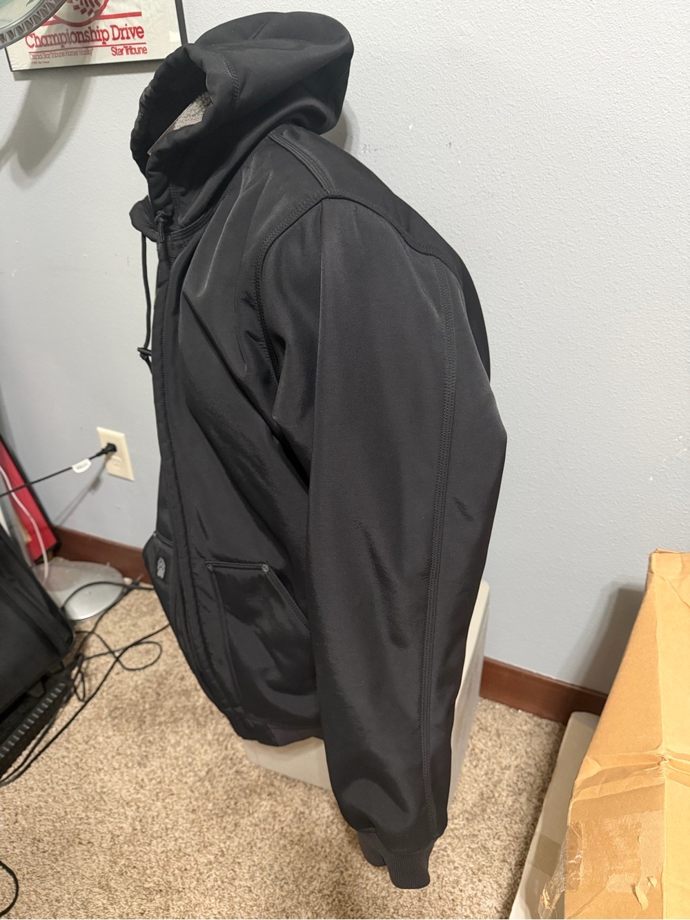 Alaskan HardGear Men's Black Hooded Work Jacket - Heavyweight Insulated - Picture 2 of 5